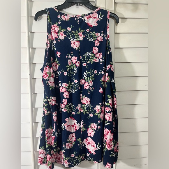 DE ROTCHILD Elegant Floral Navy Dress - Picture 3 of 3